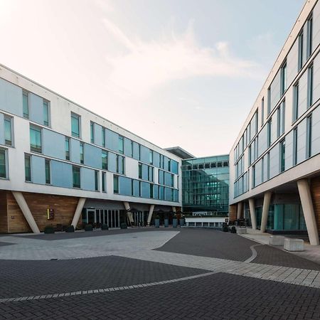 Doubletree By Hilton Hotel Newcastle International Airport Экстерьер фото
