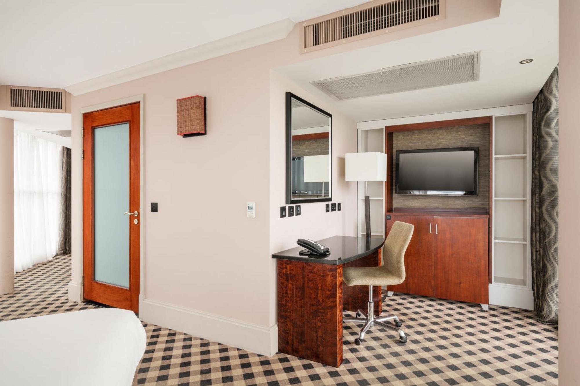 Doubletree By Hilton Hotel Newcastle International Airport Экстерьер фото