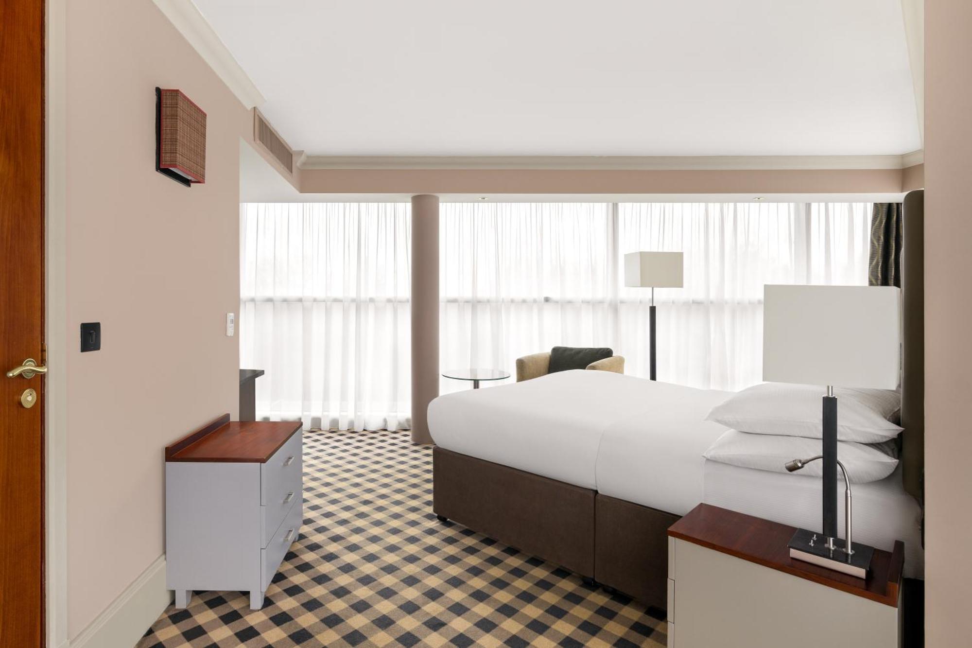 Doubletree By Hilton Hotel Newcastle International Airport Экстерьер фото