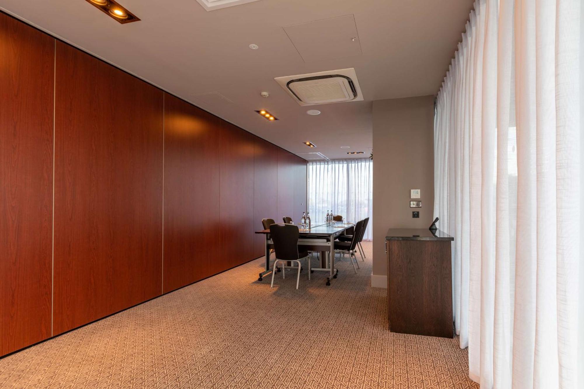 Doubletree By Hilton Hotel Newcastle International Airport Экстерьер фото