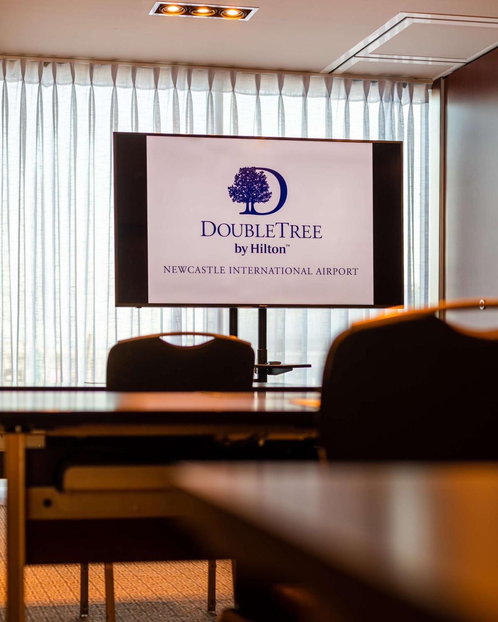 Doubletree By Hilton Hotel Newcastle International Airport Экстерьер фото