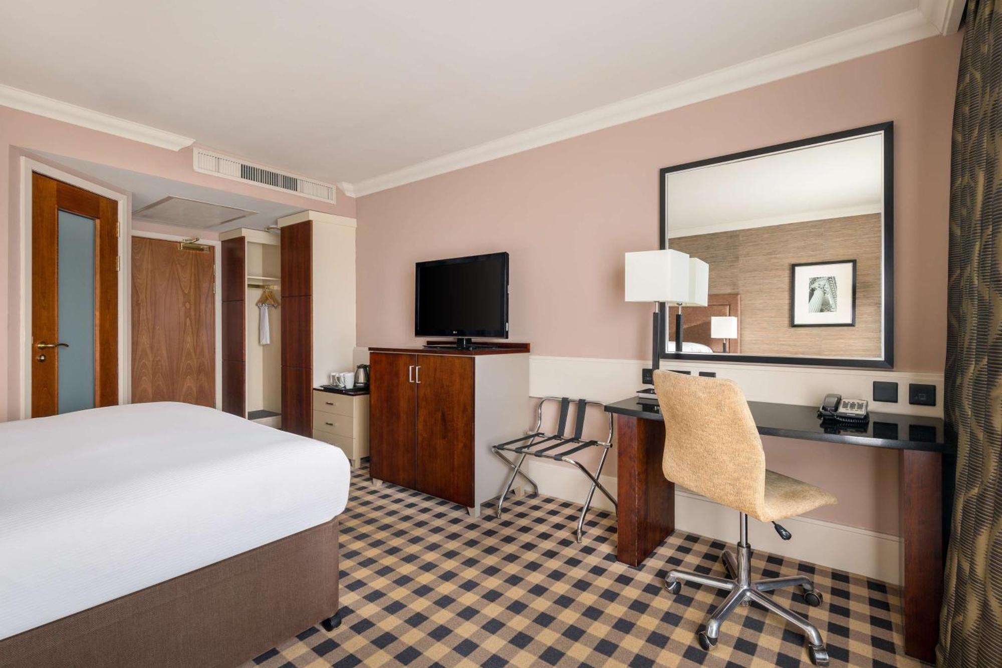 Doubletree By Hilton Hotel Newcastle International Airport Экстерьер фото